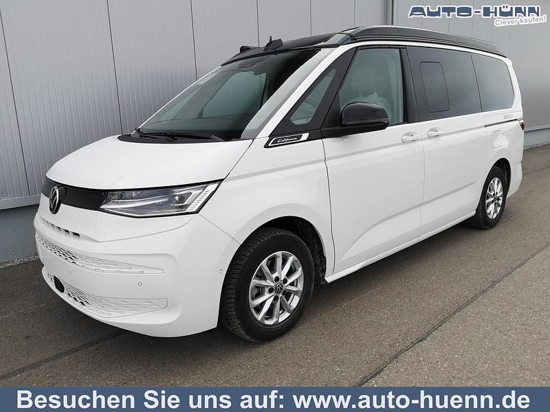 Candyweiß dach schwarz Gebraucht 2024 VW T7 Beach Van | 62.935 € (Etwas zu teuer) - Bild 1/4