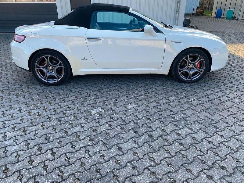 Gebraucht Alfa Romeo Spider 200 PS (147 kW) 2018 Weiß Cabrio