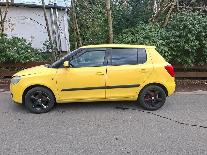 Gebraucht Skoda Fabia 2007 Gelb Kleinwagen