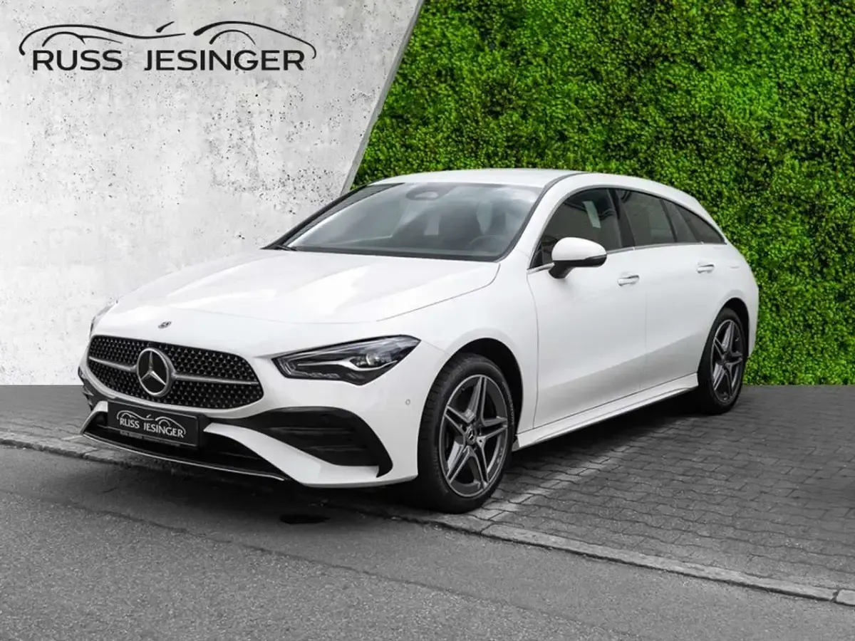 Gebraucht Mercedes CLA250e AMG line 218 PS (160 kW) 2025 Weiß Coupé