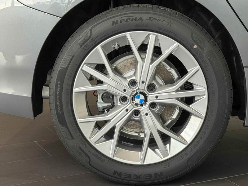 Neu BMW 120 Performance 170 PS (125 kW) 2025 Grau Kleinwagen