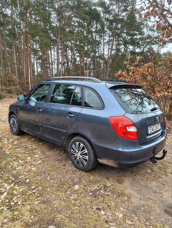 Gebraucht Skoda Fabia 75 PS (55 kW) 2012 Grau Kombi