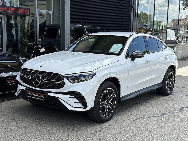 Weiß Gebraucht 2024 Mercedes GLC300 Edition Coupé | 67.990 € - Bild 1/4