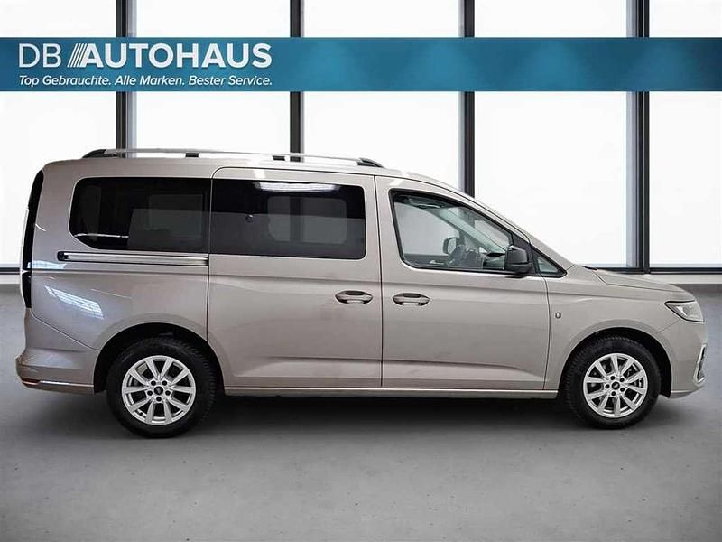 Gebraucht Ford Tourneo Titanium 122 PS (89 kW) 2023 Dusky silver metallic Van / Kleinbus
