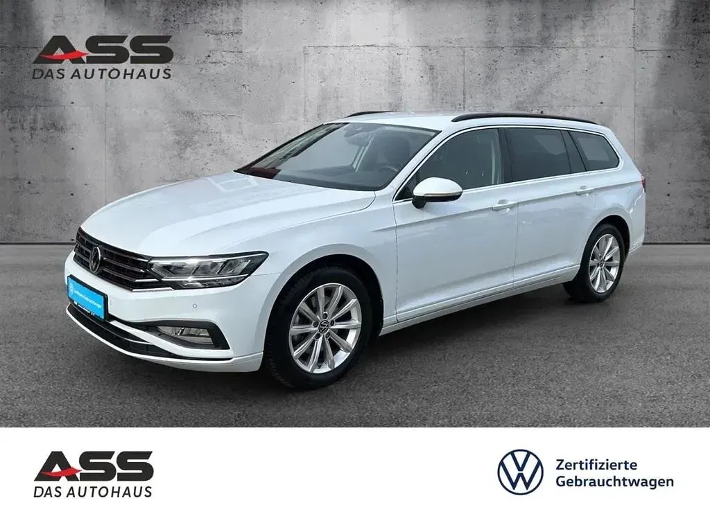Gebraucht VW Passat Business 150 PS (110 kW) 2023 Kombi