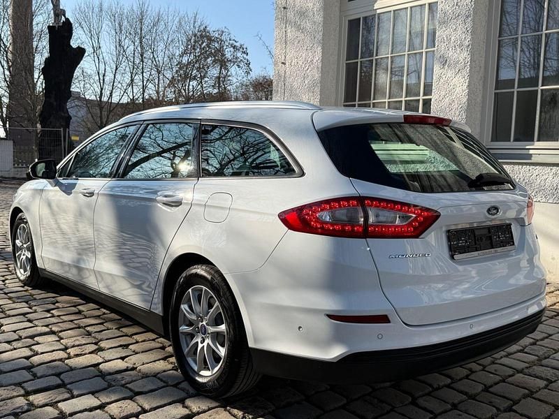 Gebraucht Ford Mondeo 120 PS (88 kW) 2016 Weiß Kombi