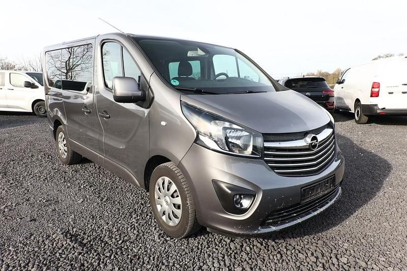Gebraucht Opel Vivaro S 125 PS (91 kW) 2017 Metallic Van / Kleinbus