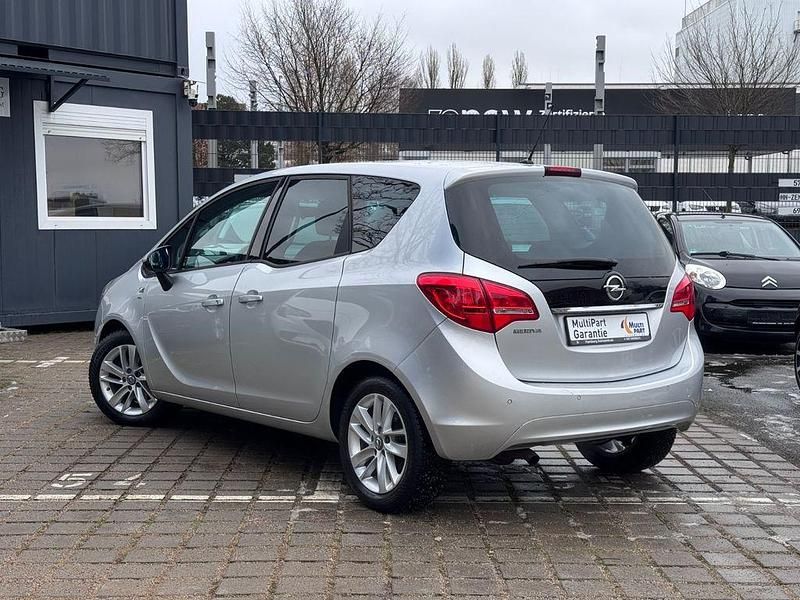 Gebraucht Opel Meriva drive 120 PS (88 kW) 2016 Silber Van / Kleinbus