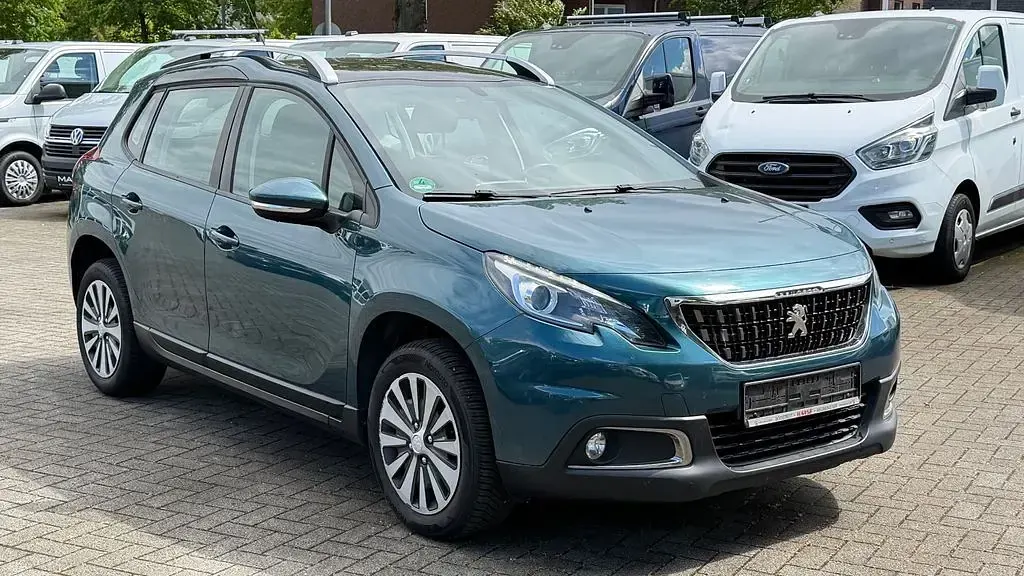 Gebraucht Peugeot 2008 Active 99 PS (72 kW) 2017 Blau SUV