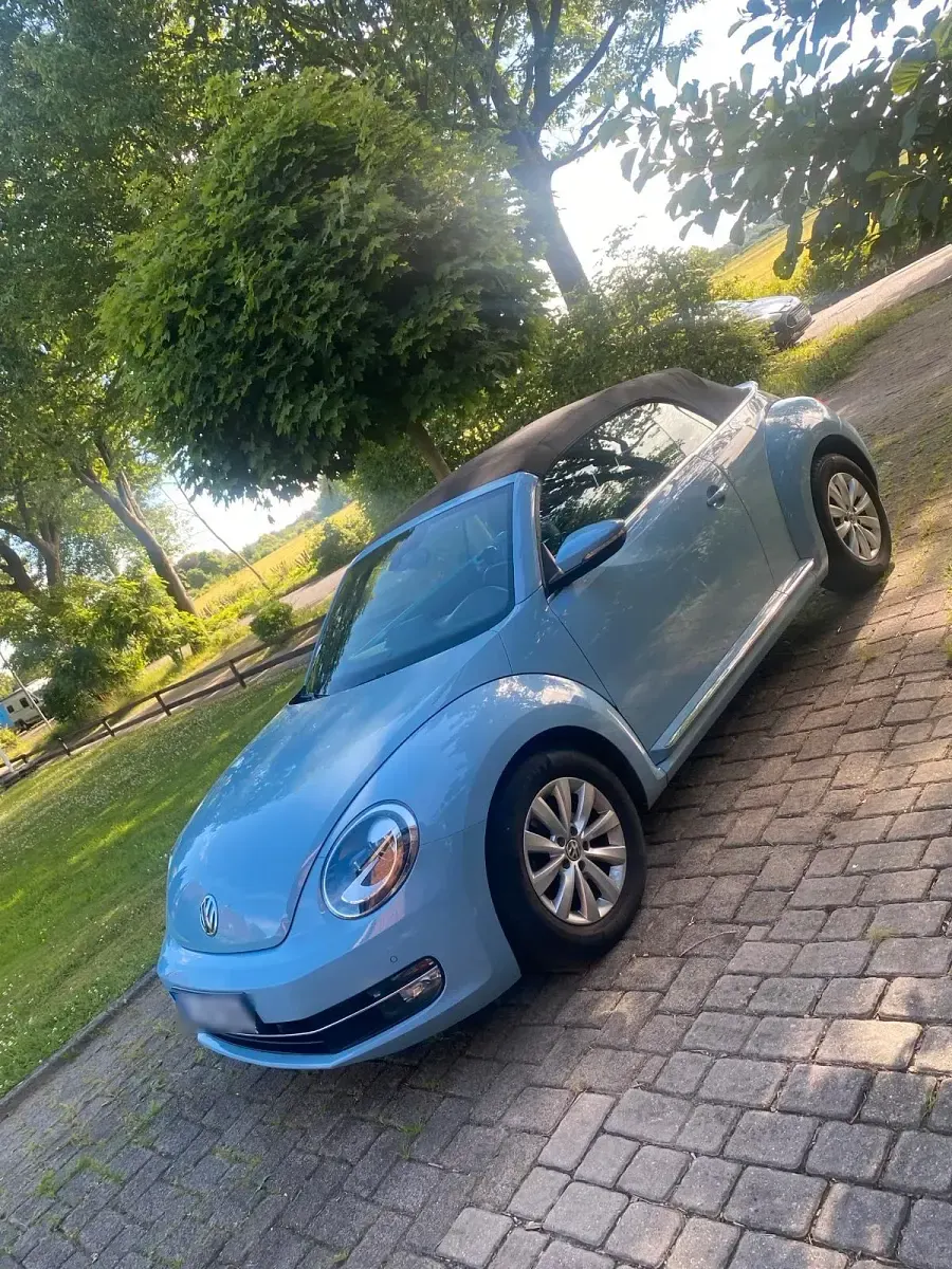 Gebraucht VW Beetle 105 PS (77 kW) 2014 Blau Kleinwagen