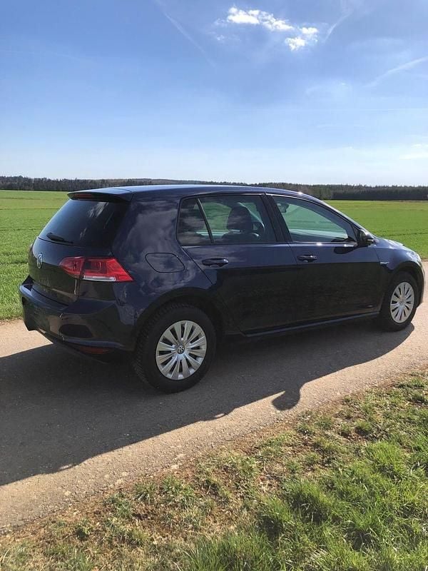 Second-hand VW Golf VII Cup 110 CP (80 kW) 2014 Albastru Berlinǎ