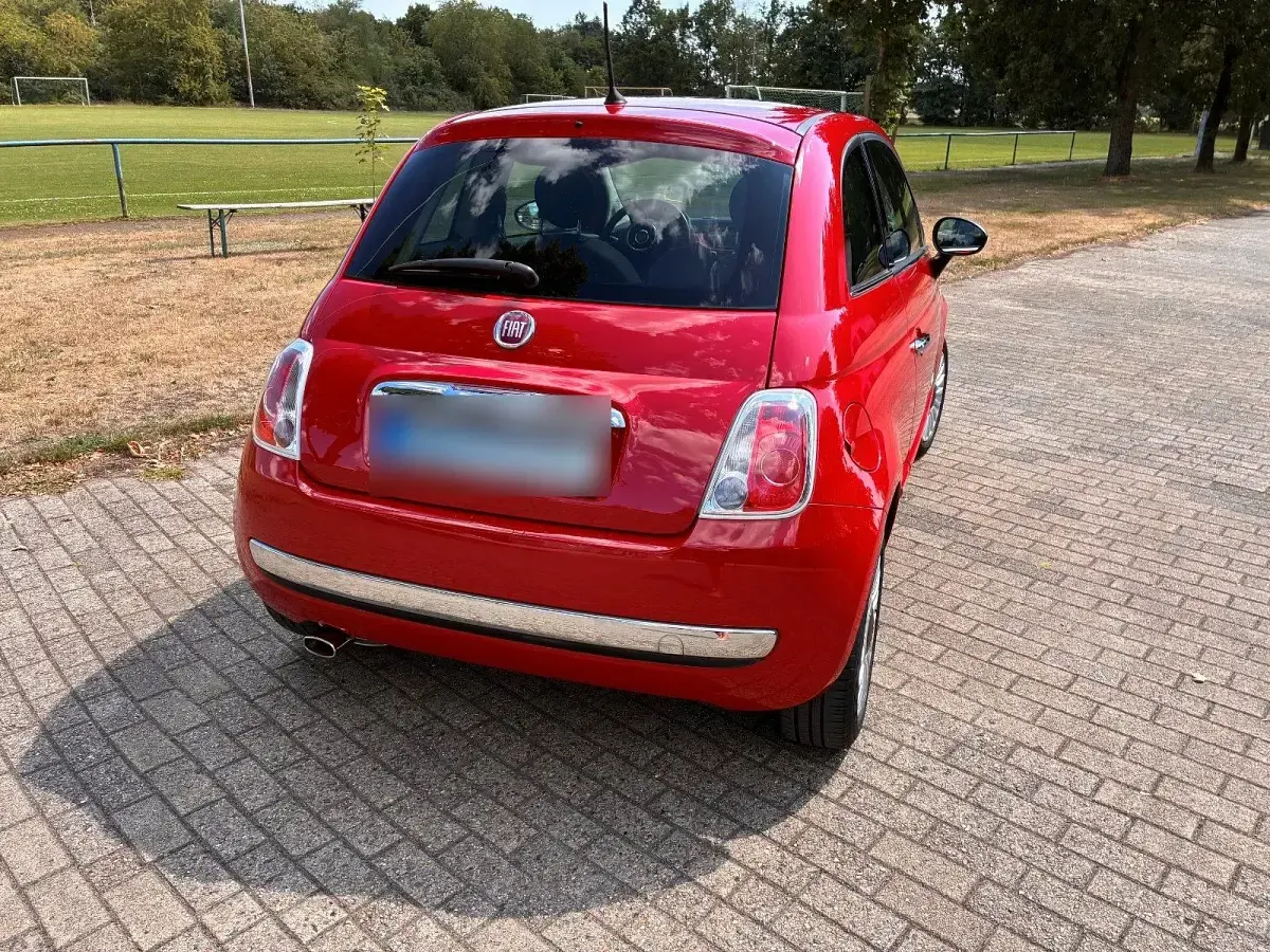 Gebraucht Fiat 500 Lounge 70 PS (51 kW) 2013 Rot Kleinwagen
