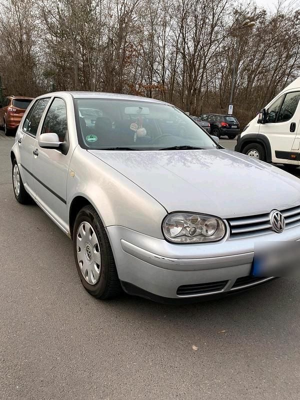 Gebraucht VW Golf IV 116 PS (85 kW) 1999 Silber Kleinwagen