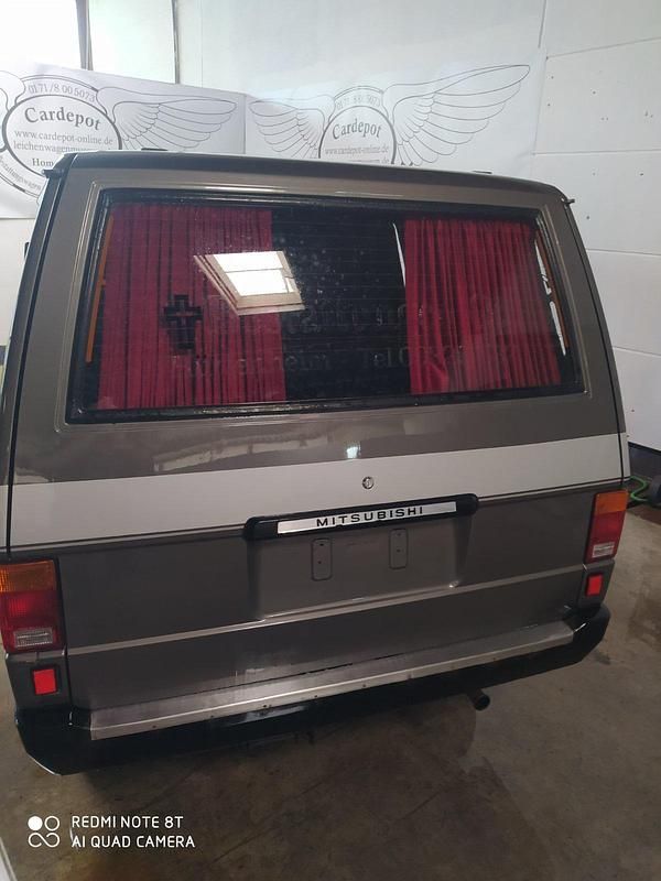 Gebraucht Mitsubishi L 62 PS (45 kW) 1985 Grau Van / Kleinbus