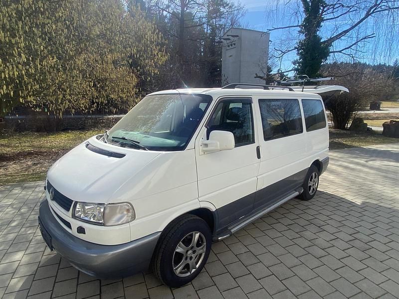 Second-hand VW Caravelle 102 CP (75 kW) 2002 Alb Van