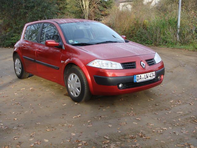 Rot metallic Gebraucht 2003 Renault Mégane II Limousine | 5.150 € - Bild 1/4