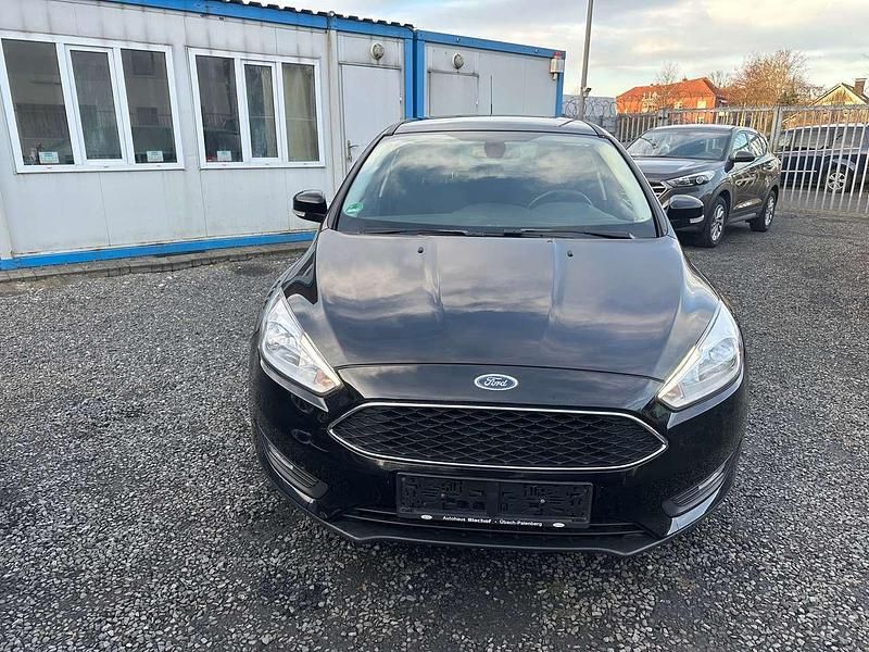 Gebraucht Ford Focus Business Edition 125 PS (91 kW) 2016 Iridiumschwarz metallic Kombi