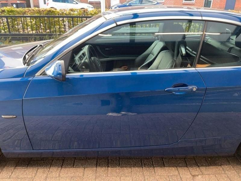 Gebraucht BMW 330 Cabriolet Sport Line 272 PS (200 kW) 2007 Blau Cabrio