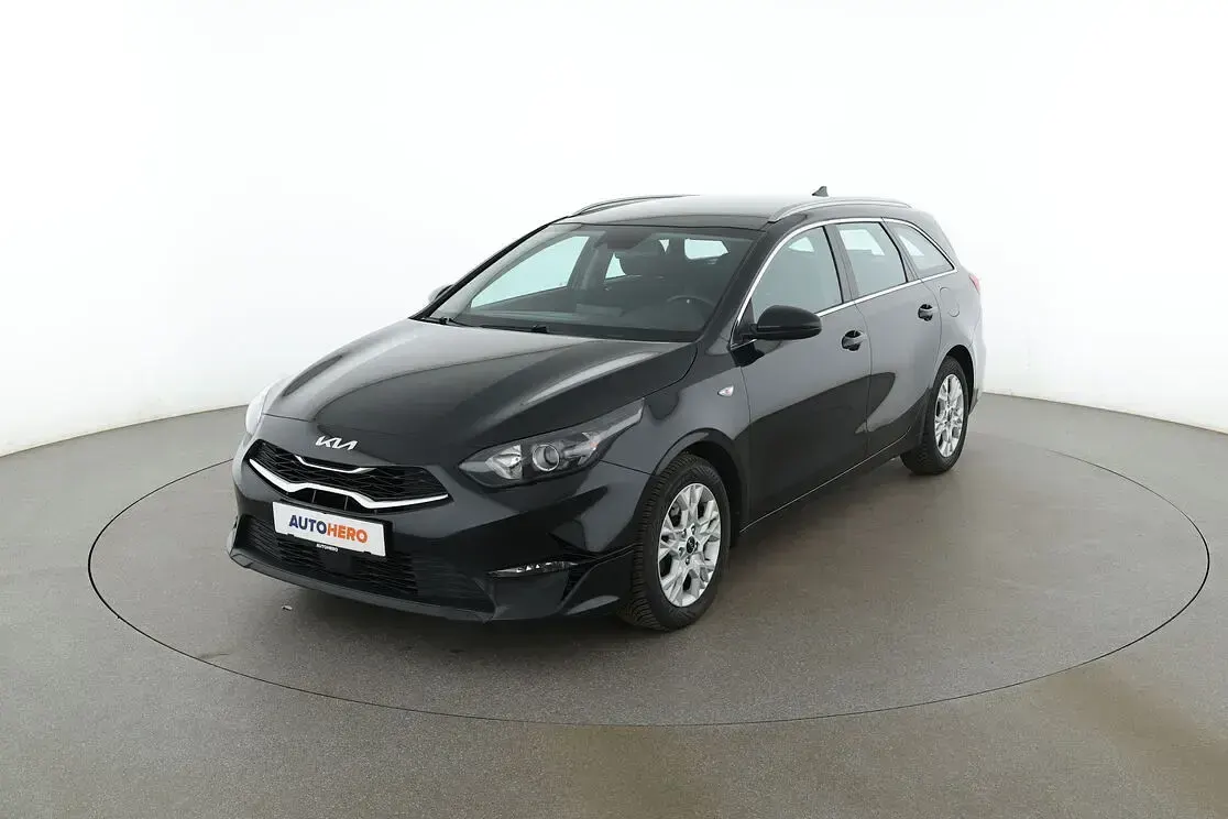 Gebraucht Kia Ceed 160 PS (117 kW) 2022 Kleinwagen