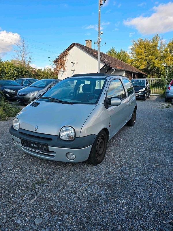 Silber Gebraucht 2001 Renault Twingo Kleinwagen | 1.000 € (Fairer Preis) - Bild 1/4