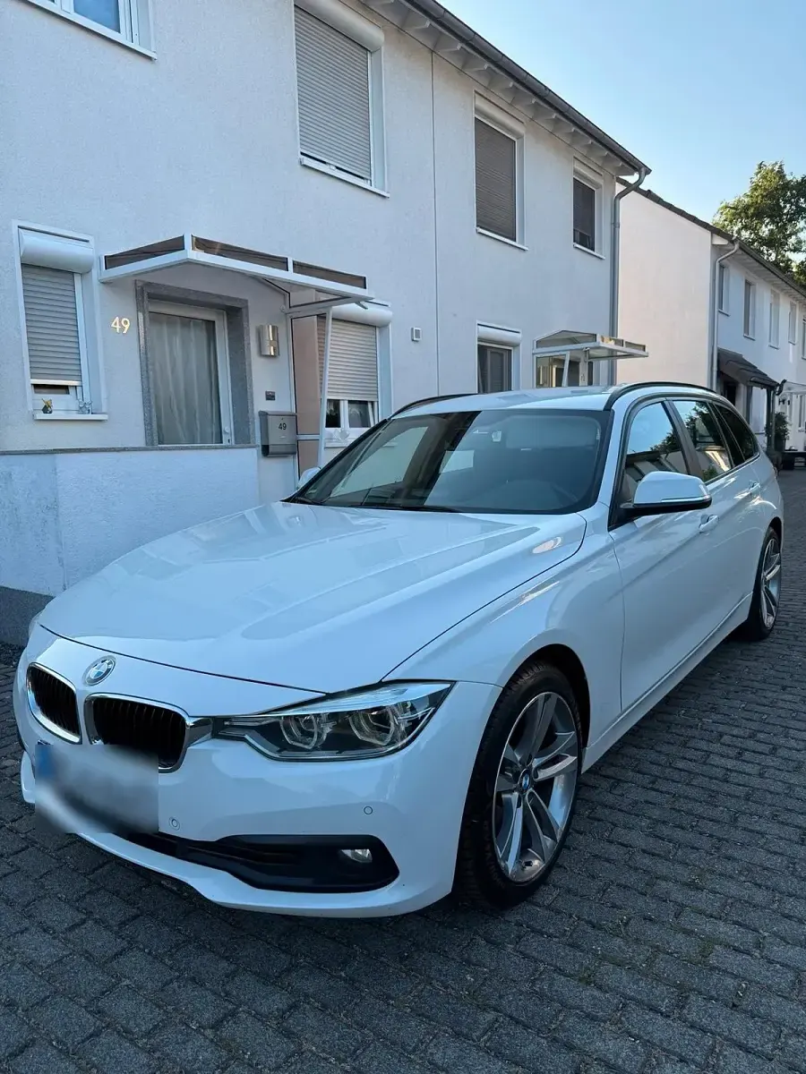 Gebraucht BMW 320 190 PS (139 kW) 2017 Weiß Kombi