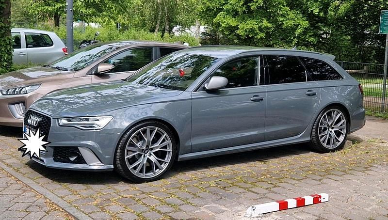 Grau Gebraucht 2018 Audi RS6 Performance Kombi | 74.777 € (Superpreis) - Bild 1/3