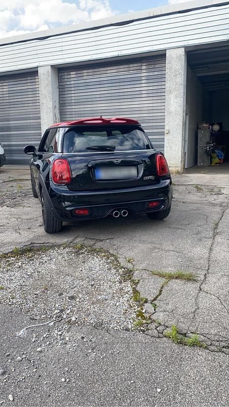 Gebraucht Mini Cooper S 192 PS (141 kW) 2019 Schwarz Kleinwagen