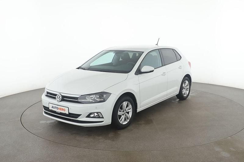 Weiß Gebraucht 2018 VW Polo Comfortline Limousine | 11.390 € (Guter Preis) - Bild 1/3