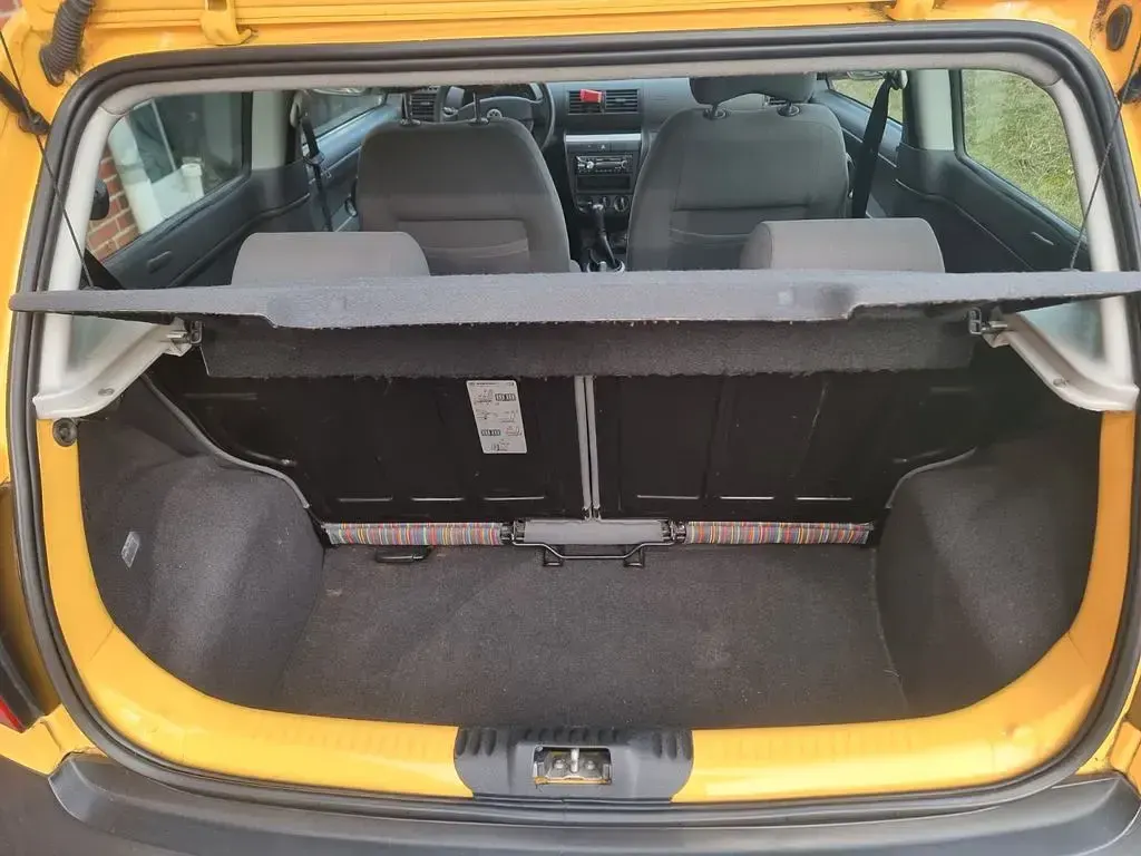 Occasion VW Fox 54 ch (39 kW) 2009 Jaune Citadine