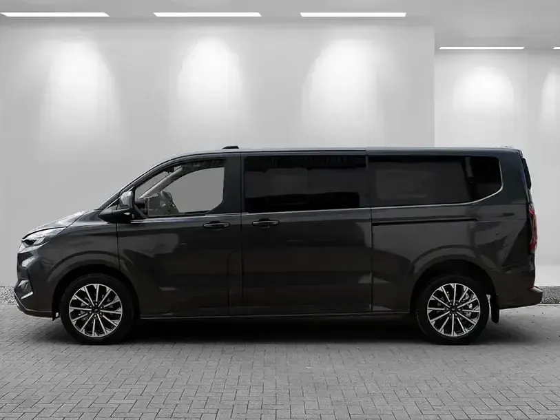 Neu Ford Tourneo Custom Titanium X 150 PS (110 kW) 2025 Grau Van