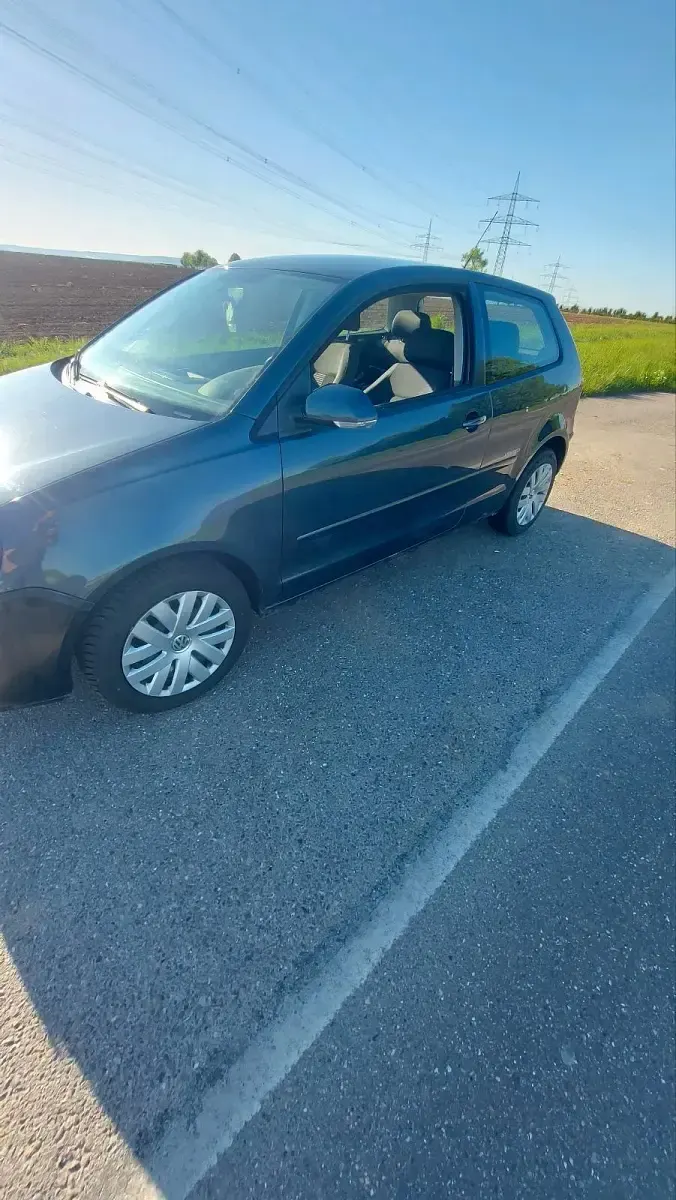 Używany VW Polo 75 KM (55 kW) 2009 Srebrny Hatchback