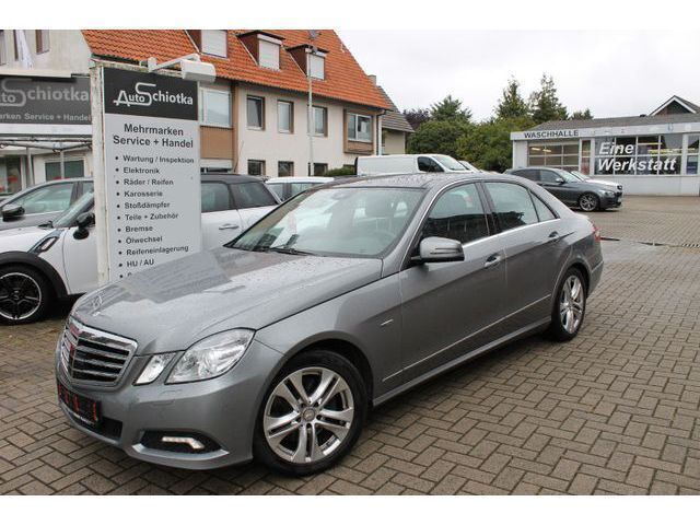 Silber Gebraucht 2009 Mercedes E350 Limousine | 13.999 € (Etwas zu teuer) - Bild 1/1