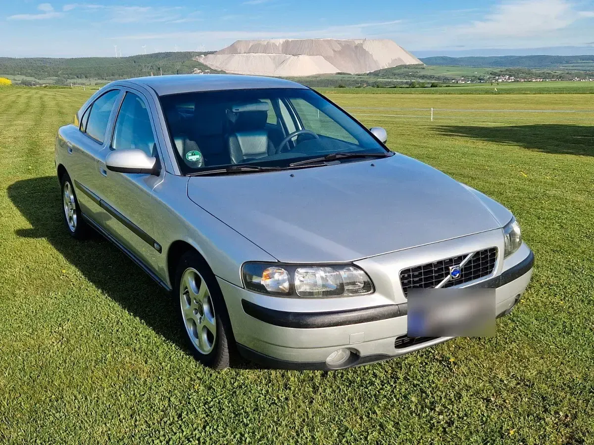 Gebraucht Volvo S60 140 PS (102 kW) 2002 Silber Limousine