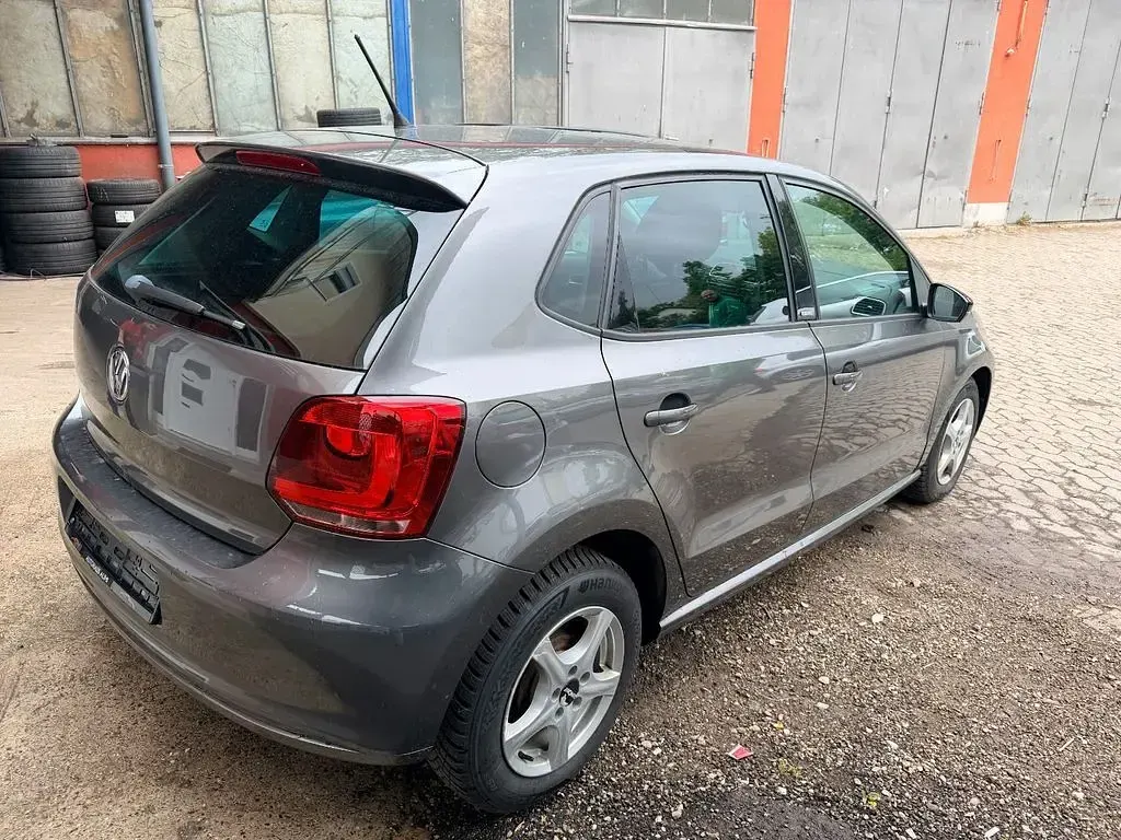 Occasion VW Polo Style 86 ch (63 kW) 2011 Gris Citadine
