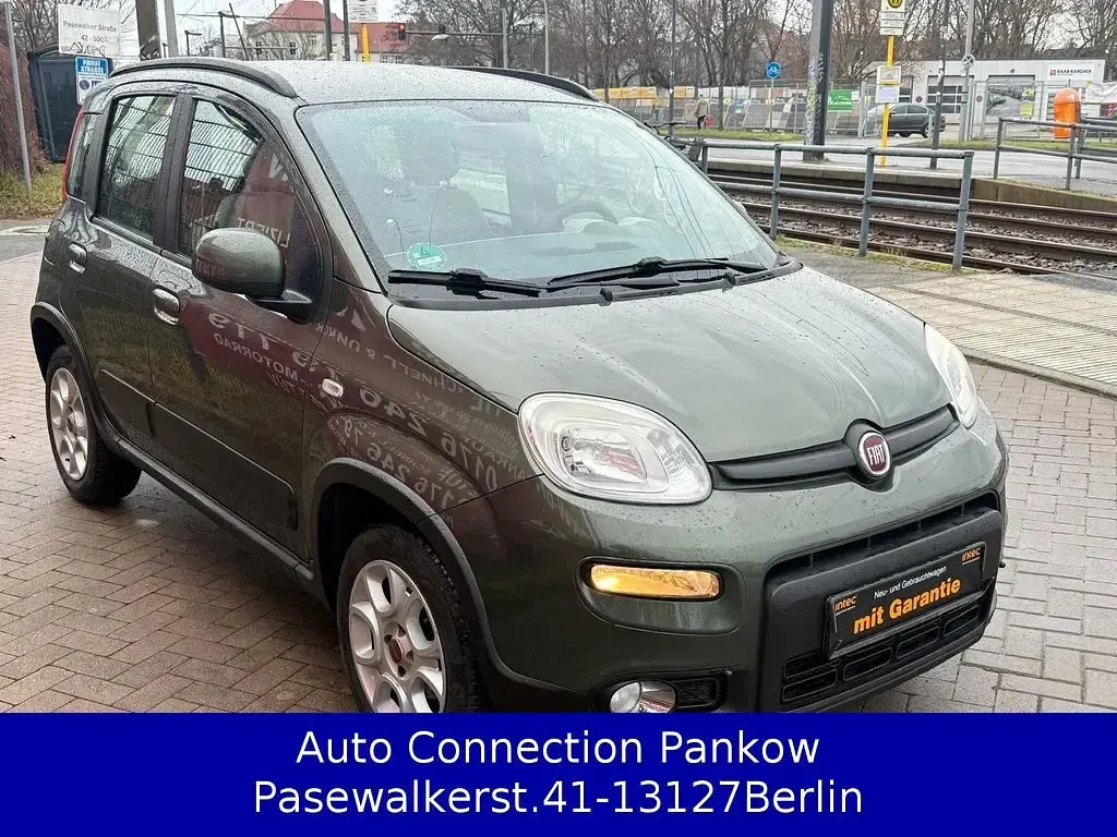 Gebraucht Fiat Panda Trekking 86 PS (63 kW) 2013 Grün Kleinwagen