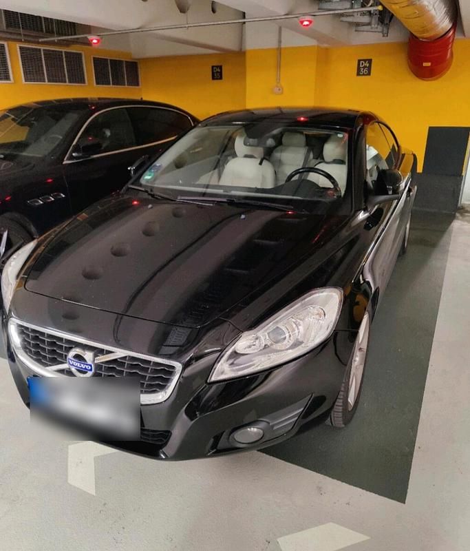 Schwarz Gebraucht 2010 Volvo C70 Cabrio | 7.450 € (Fairer Preis) - Bild 1/4