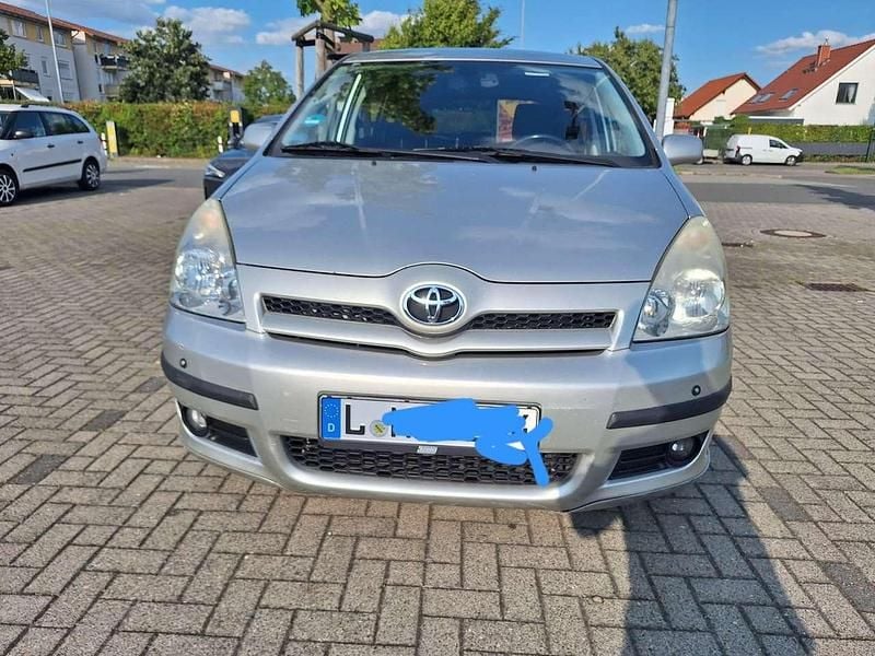 Gebraucht 2006 Toyota Corolla Verso Sport Van / Kleinbus | 3.500 € (Guter Preis) - Bild 1/4