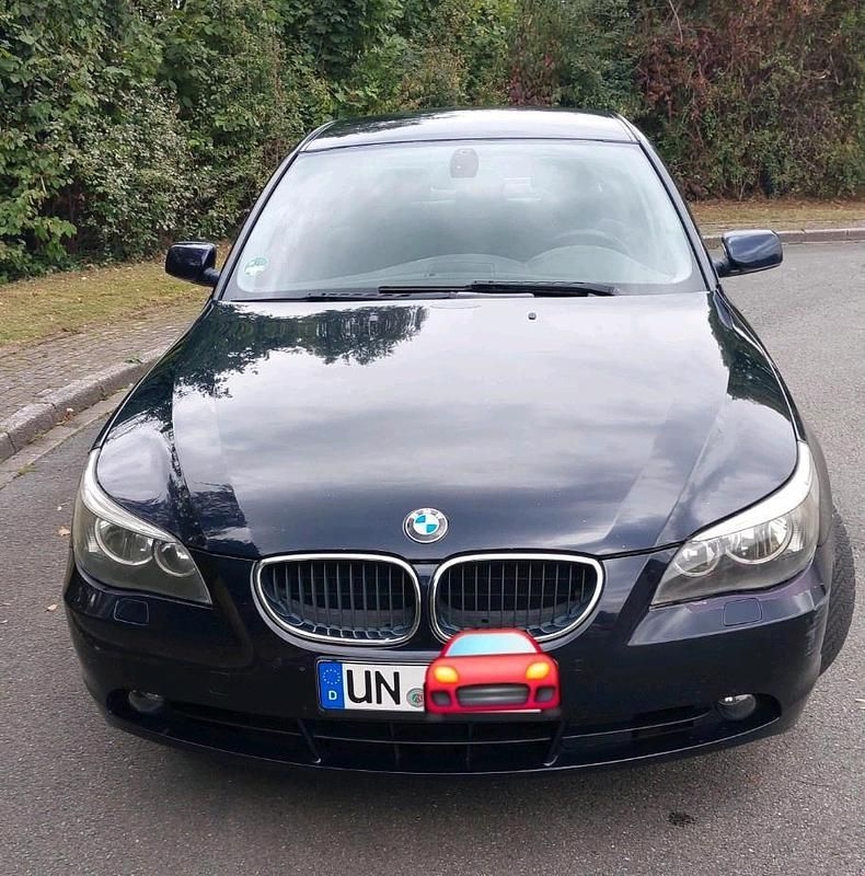 Blau Gebraucht 2003 BMW 525 Limousine | 2.950 € (Guter Preis) - Bild 1/4