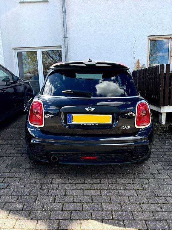Schwarz Gebraucht 2018 Mini John Cooper Works Kleinwagen | 8.000 € - Bild 1/4