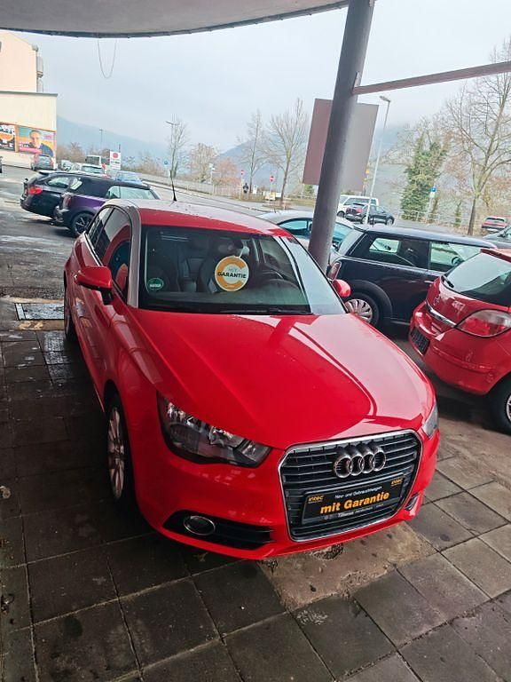 Gebraucht Audi A1 Sport 122 PS (89 kW) 2012 Rot Kleinwagen