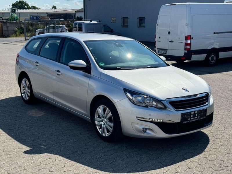 Grau Gebraucht 2016 Peugeot 308 Kombi | 6.450 € (Superpreis) - Bild 1/4
