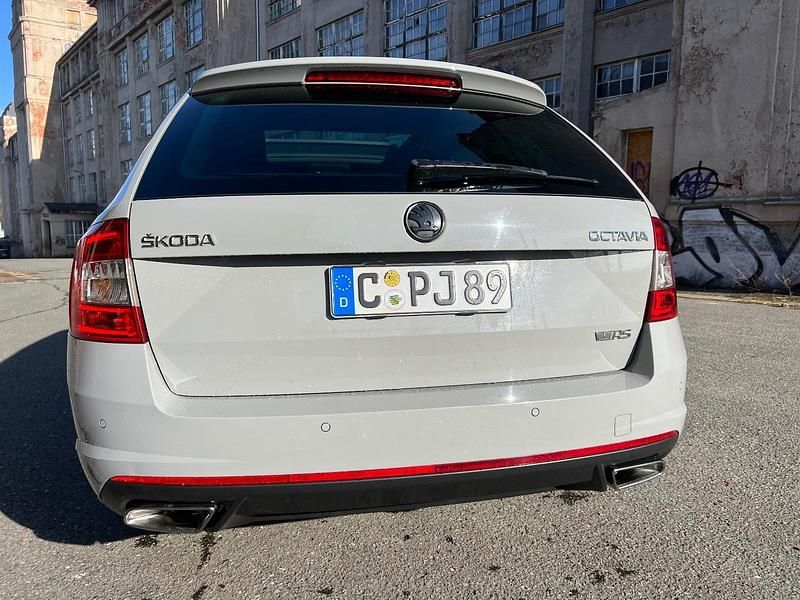 Gebraucht Skoda Octavia RS 220 PS (161 kW) 2014 Grau Kleinwagen