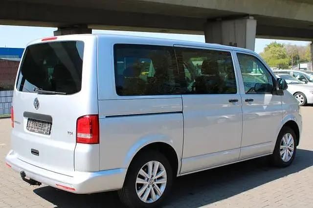 Gebraucht VW Multivan 140 PS (102 kW) 2015 Andere Van / Kleinbus