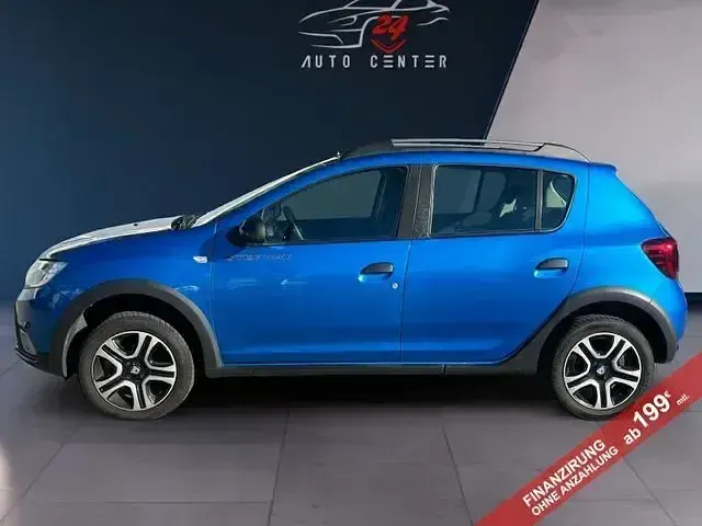 Gebraucht Dacia Sandero Celebration 101 PS (74 kW) 2020 Blau Limousine