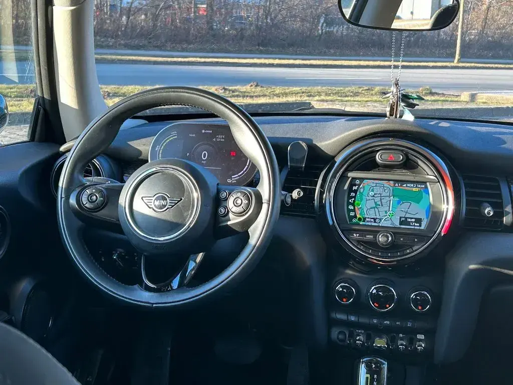 Gebraucht Mini Cooper SE Classic 135 kW (184 PS) 2020 Kleinwagen