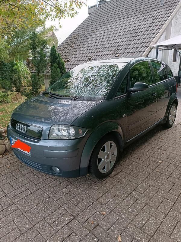 Grau Gebraucht 2002 Audi A2 Kleinwagen | 1.800 € (Superpreis) - Bild 1/4