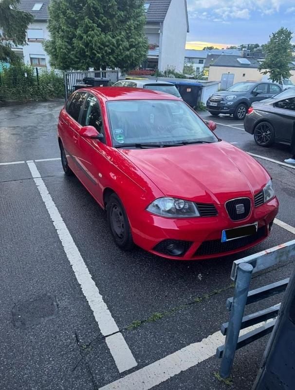 Rot Gebraucht 2008 Seat Ibiza Limousine | 1.150 € (Guter Preis) - Bild 1/4
