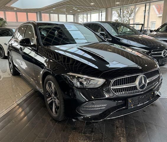 Schwarz Gebraucht 2023 Mercedes C200 Advanced Plus Limousine | 36.900 € (Fairer Preis) - Bild 1/4