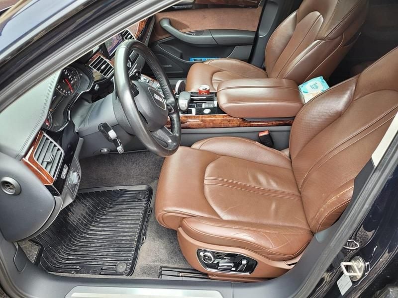 Gebraucht Audi A8L 250 PS (183 kW) 2011 Blau Limousine