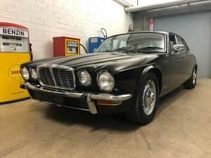 Gebraucht Jaguar XJ6 169 PS (124 kW) 1976 Blau Limousine